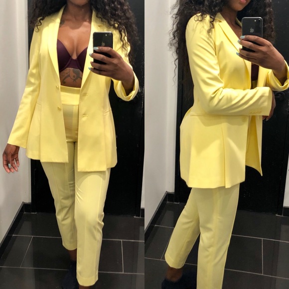 BCBG MAXAZRIA YELLOW TWO PIECE SUIT - Picture 4 of 4